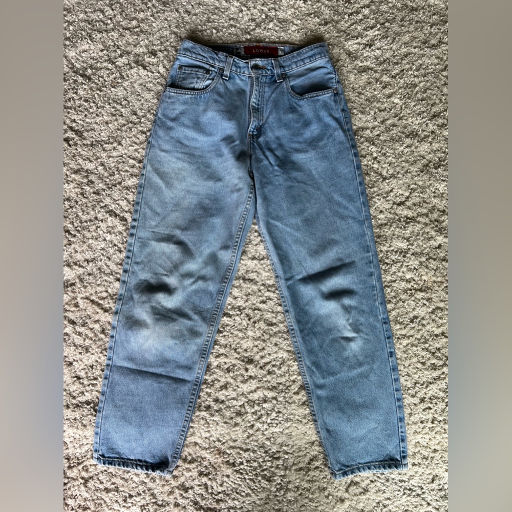 Vintage Levi’s sliver tab loose jeans size 7/8 short